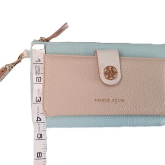 Nanette Lepore Wristlet Clutch Wallet | EUC | Mint & Cream - Picture 6 of 16